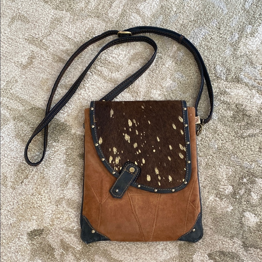 Vaan & Co Crossbody